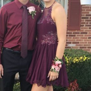 Maroon short homecoming dress